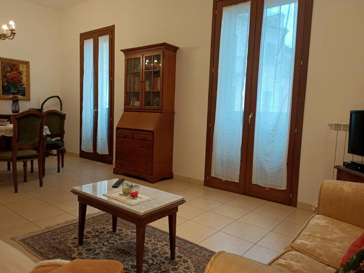 Apartament Le Ginestre Sulmona Zewnętrze zdjęcie