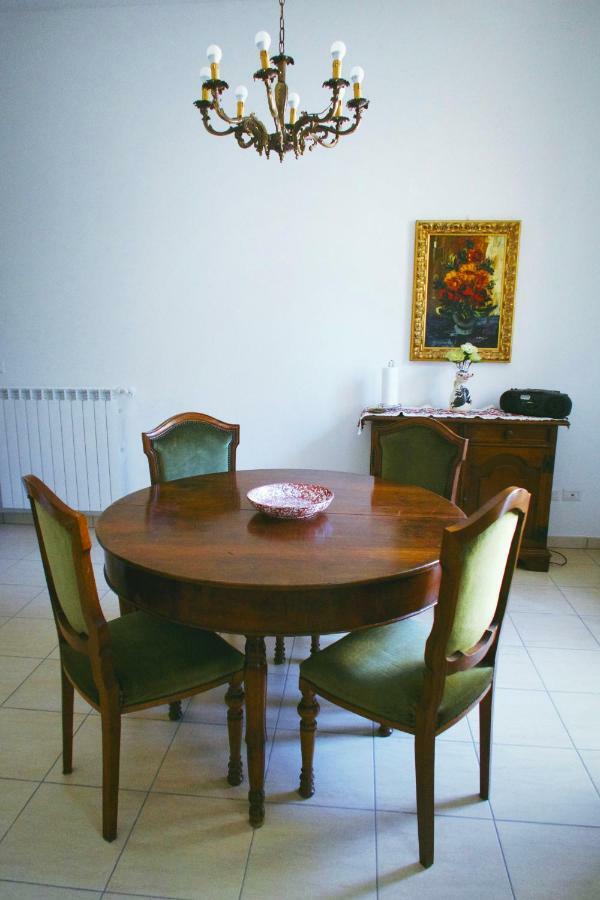 Apartament Le Ginestre Sulmona Zewnętrze zdjęcie